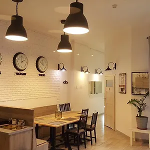 Lwowska 11 Hostel
