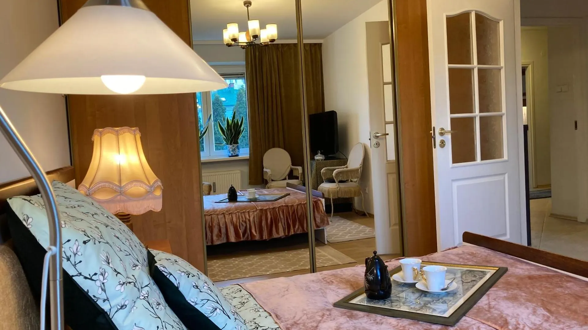 Apartament 2 Sypialnie, 2 Lazienki, Taras, Warsaw Poland